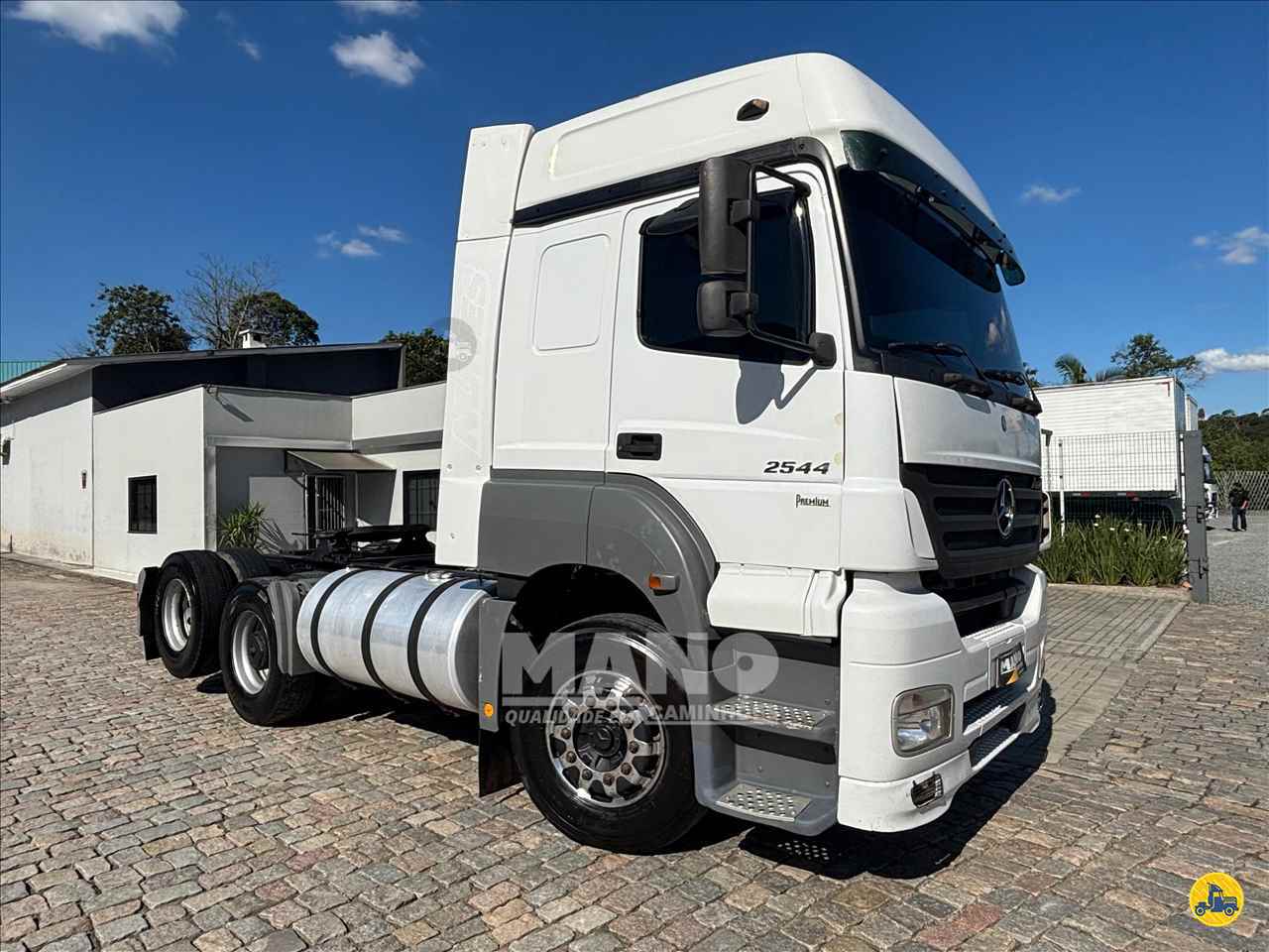 CAMINHAO MERCEDES-BENZ MB 2544 Cavalo Mecânico Truck 6x2 Mano Caminhões JOINVILLE SANTA CATARINA SC